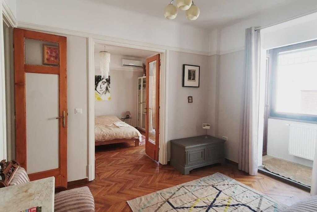 Elegant Apartment Near Rosetti Square Бухарест Екстер'єр фото